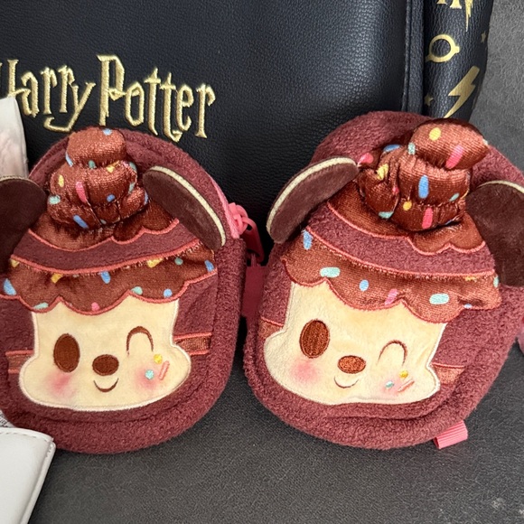 Warner Bros. Black and Gold Harry Potter Kids Backpack - Picture 2 of 5